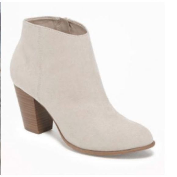 Old Navy Sueded Block-Heel Booties, Ankle Boots- Cream Color, Size 9 - Picture 1 of 12